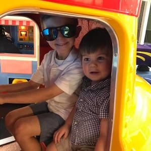 Meet your Posher, Chris